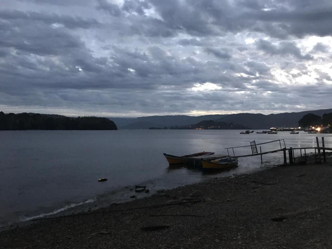 Hostel Isla Del Rey Вальдивия Экстерьер фото